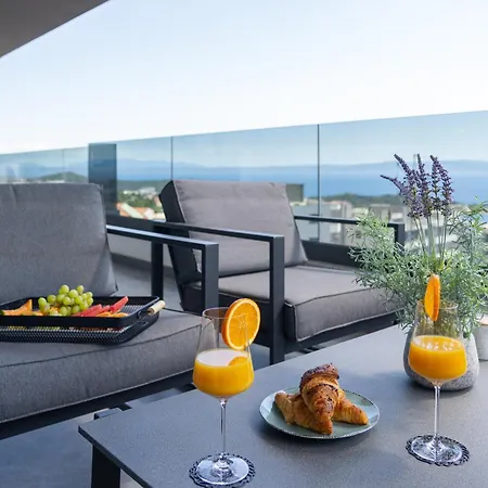 Lux Penthouse Panoramic View With Jacuzzi Apartman