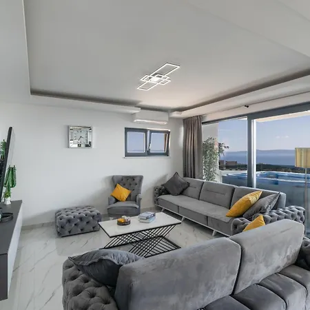 Lux Penthouse Panoramic View With Jacuzzi * Makarská