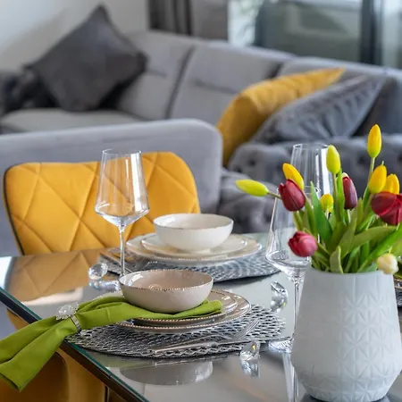 Апартаменты Lux Penthouse Panoramic View With Jacuzzi *